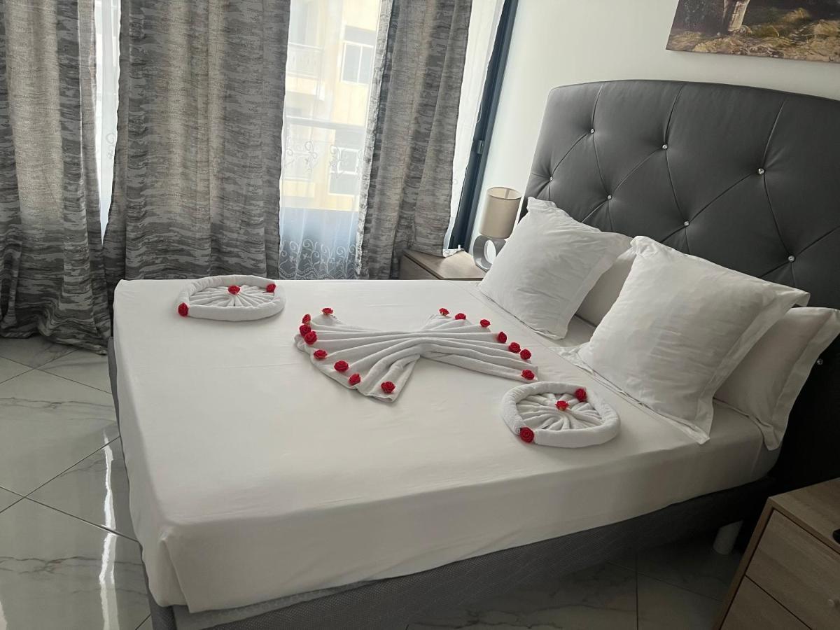 Residencial Santo Amaro Hotel Tarrafal  Buitenkant foto
