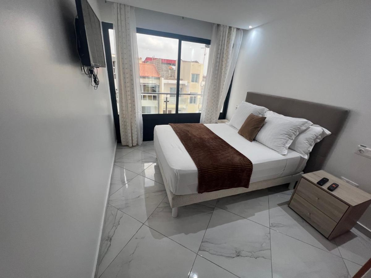 Residencial Santo Amaro Hotel Tarrafal  Buitenkant foto