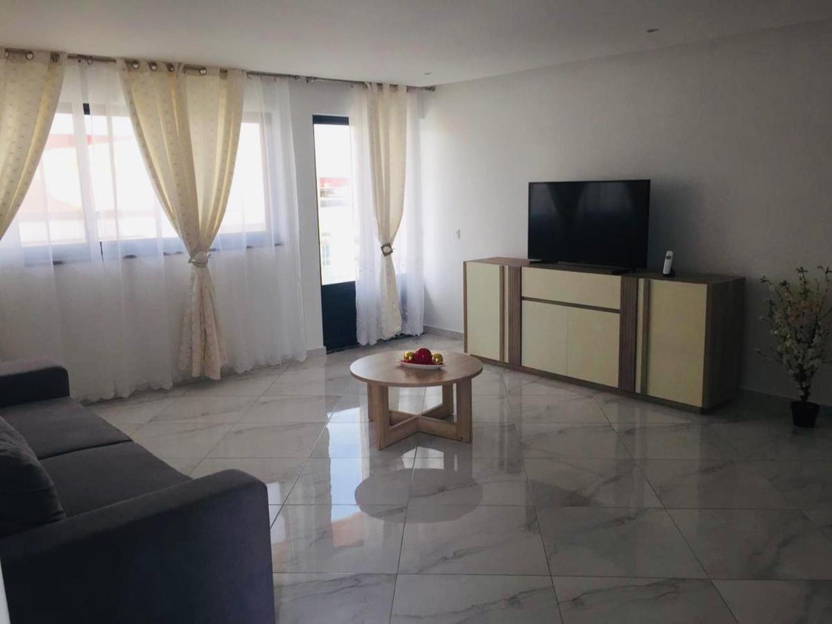 Residencial Santo Amaro Hotel Tarrafal  Buitenkant foto