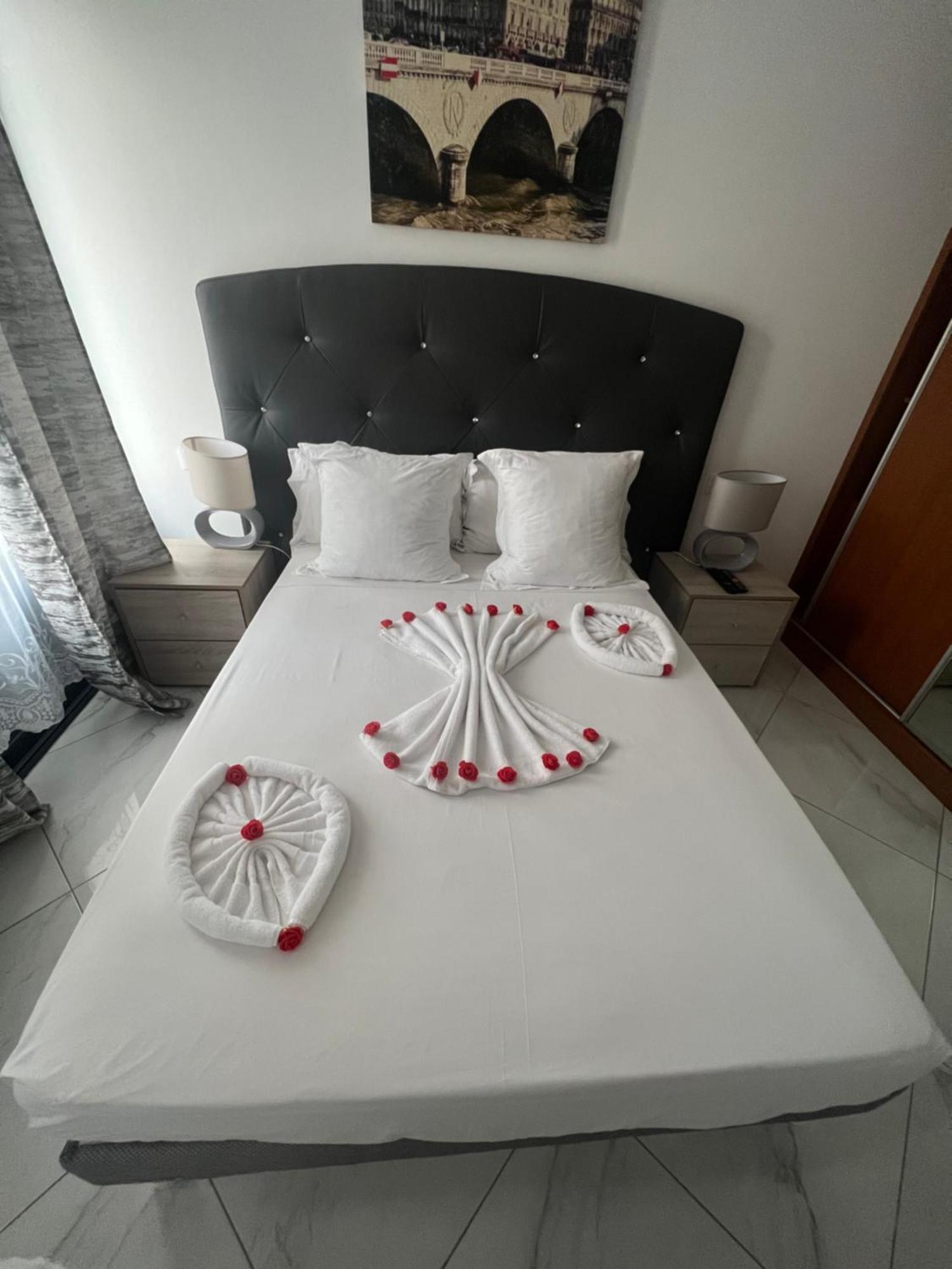 Residencial Santo Amaro Hotel Tarrafal  Buitenkant foto